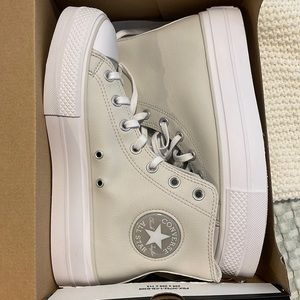 Hi-top Leather Platform Converse